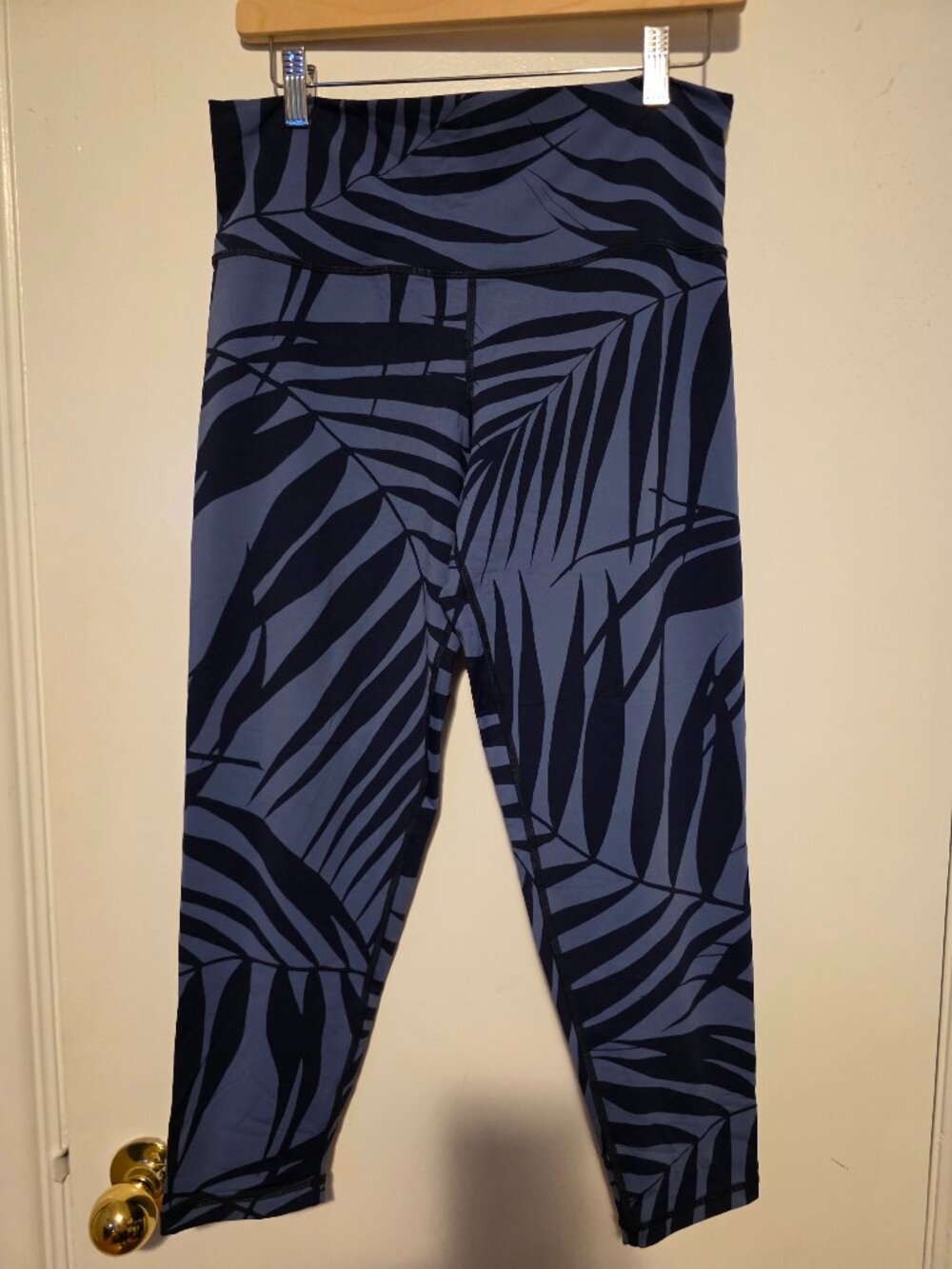 Aerie Cropped Leggings (Light & Dark Blue Pattern)